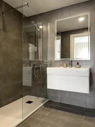 Apartamento Con Piscina Y Cerca De La Playa Камбрильс Экстерьер фото